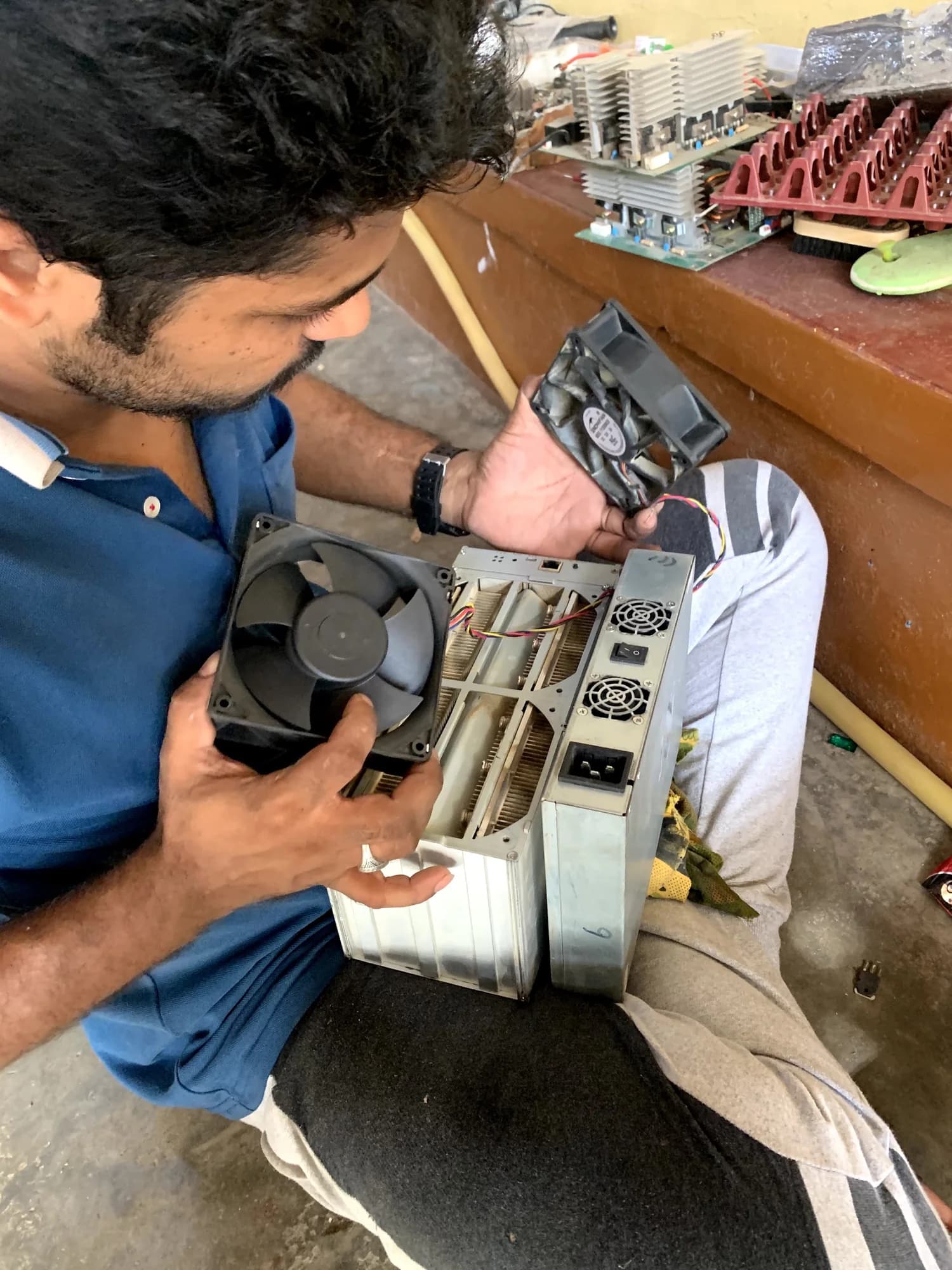 Power tools technical maintenance and electrical diagnostics bench